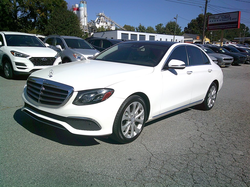 2017 Mercedes-Benz E-Class E300's photo