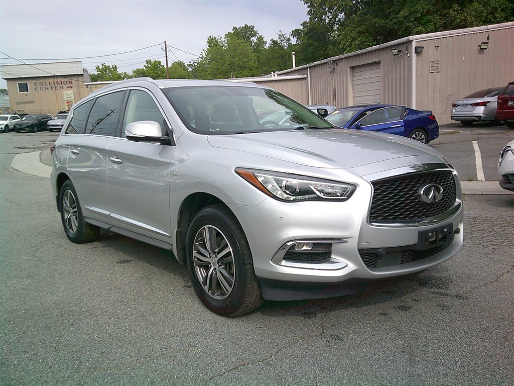 2017 INFINITI QX60 Base's photo