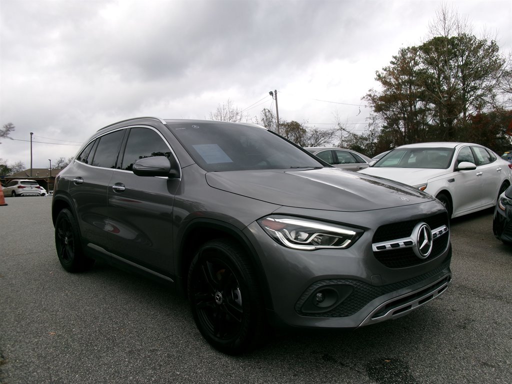 2022 Mercedes-Benz GLA GLA250's photo